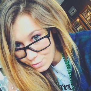 Meet your Posher, Casey